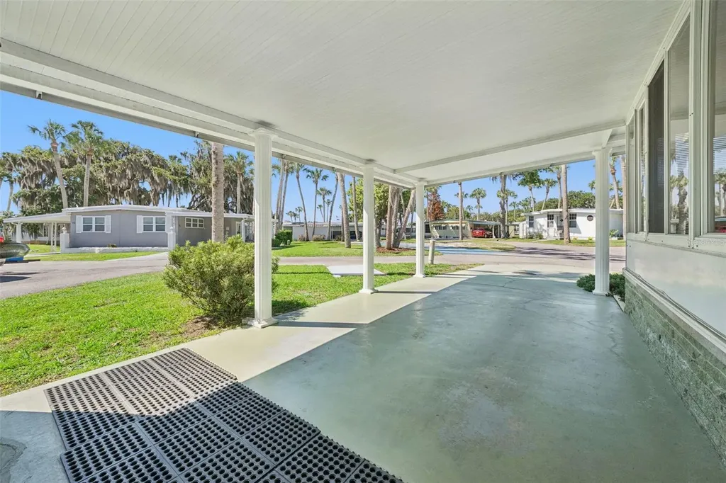 43 Sabal Palm Circle Eustis FL 32726