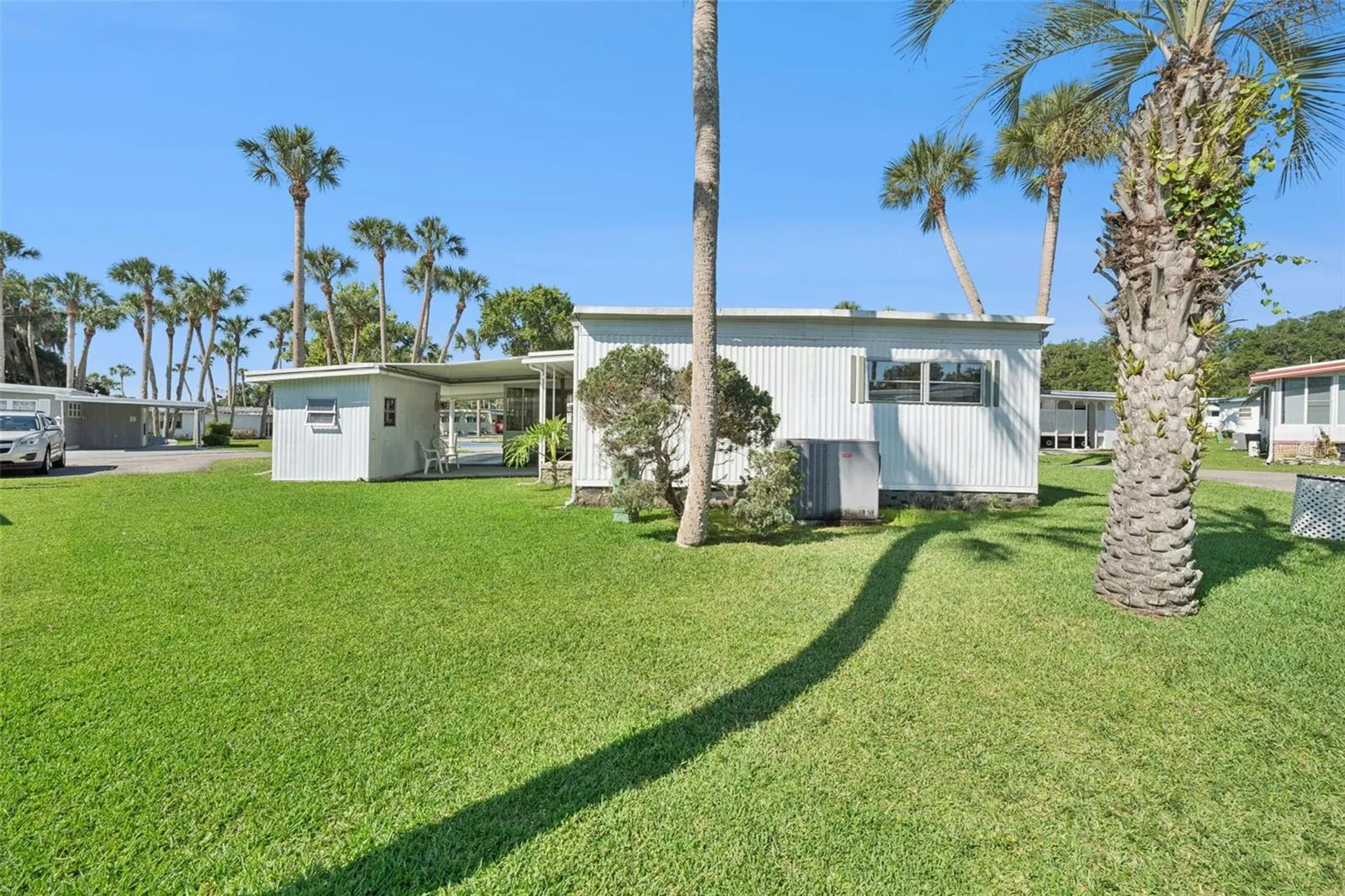 43 Sabal Palm Circle Eustis FL 32726