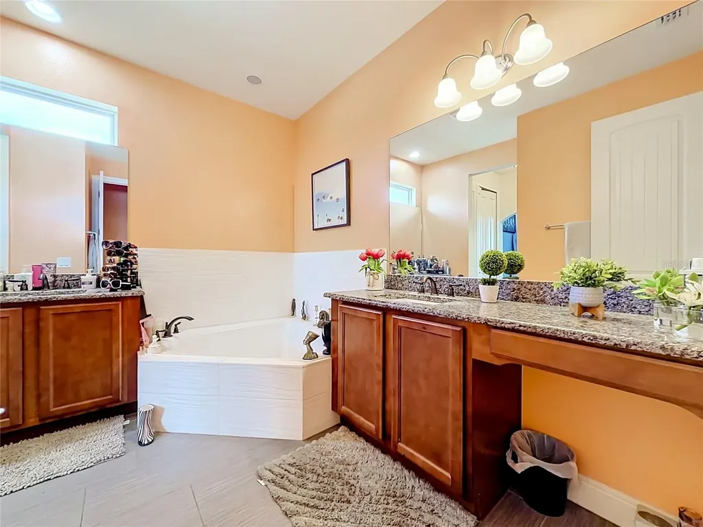 480 Bellissimo Place Howey In The Hills FL 34737
