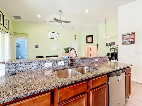 480 Bellissimo Place Howey In The Hills FL 34737