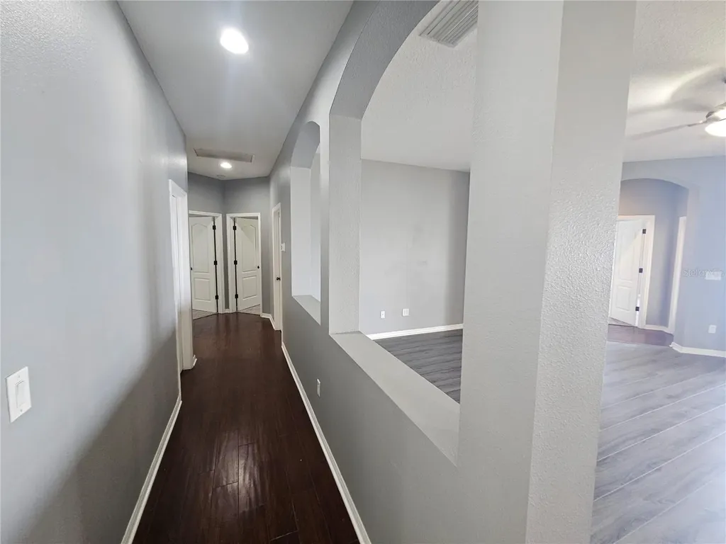 1824 Mira Lago Circle Ruskin FL 33570