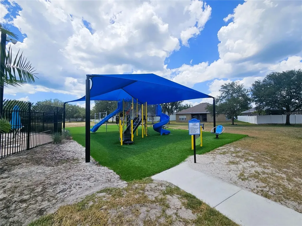 1824 Mira Lago Circle Ruskin FL 33570