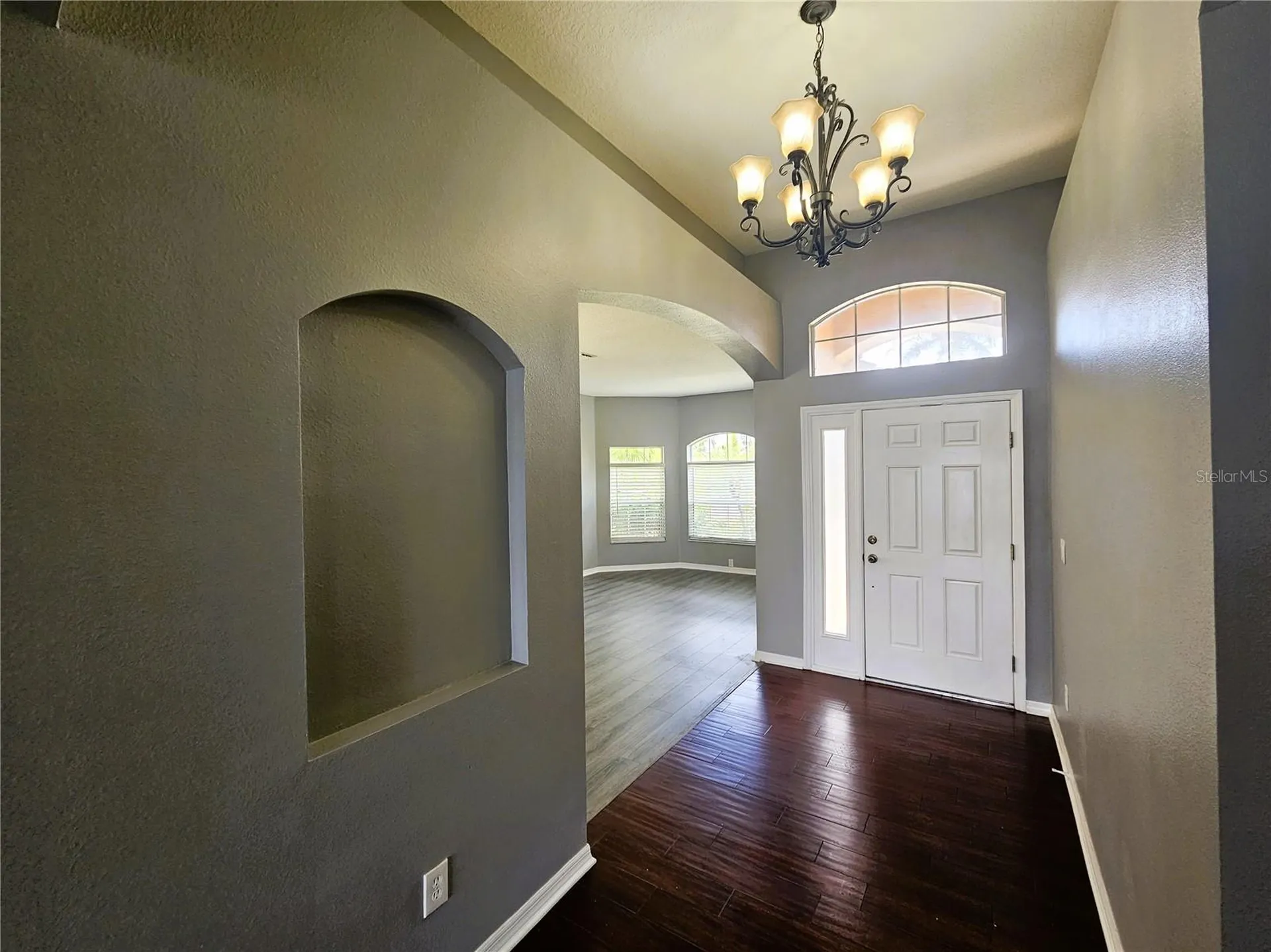 1824 Mira Lago Circle Ruskin FL 33570