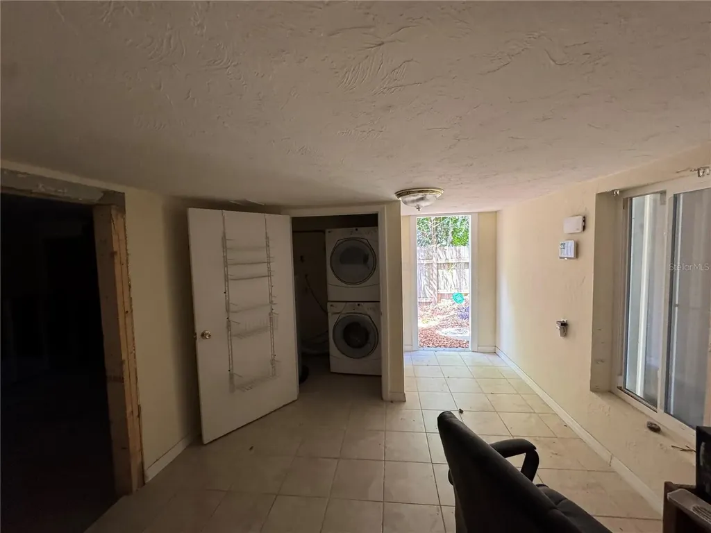 432 Tampa Road Palm Harbor FL 34683