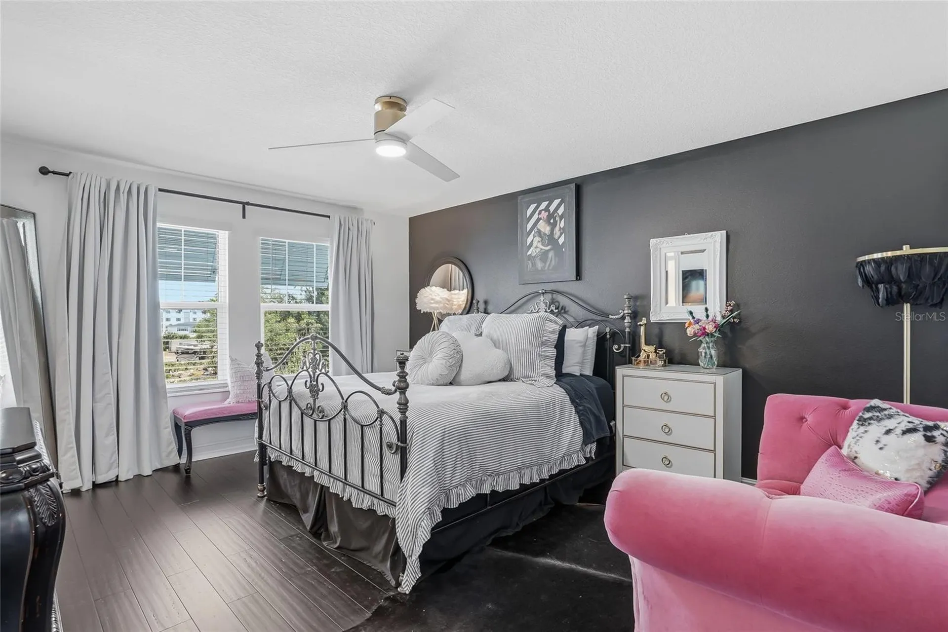 4931 W Paul Avenue Tampa FL 33611