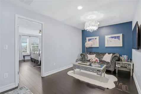 4931 W Paul Avenue Tampa FL 33611