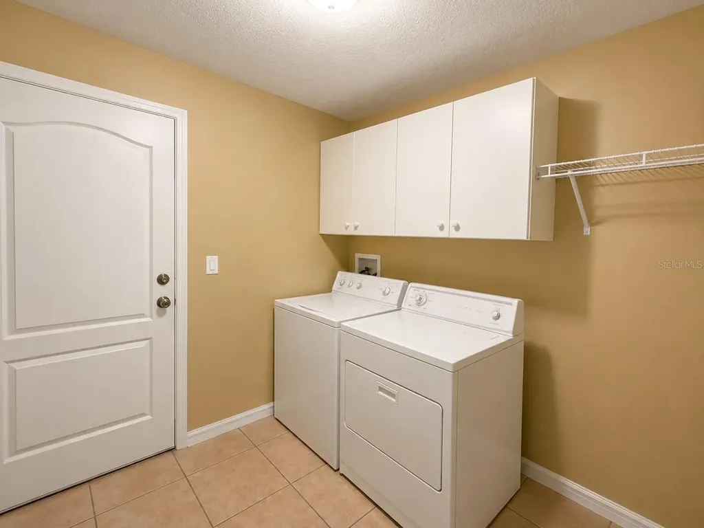 251 Barrell Ormond Beach FL 32174