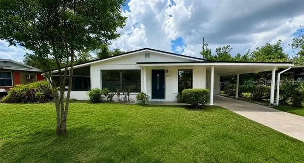 2146 Aaron Avenue Orlando FL 32811