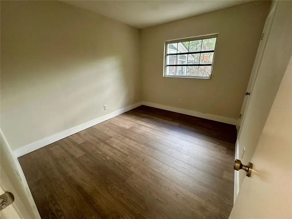 2146 Aaron Avenue Orlando FL 32811