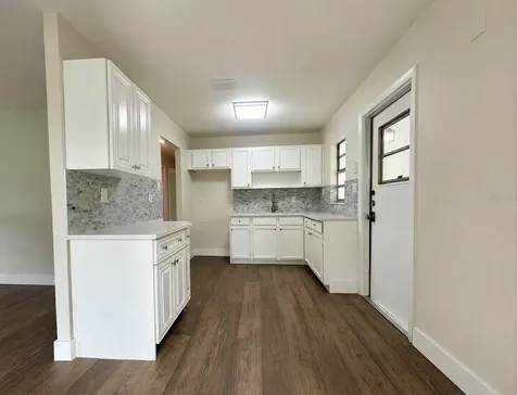 2146 Aaron Avenue Orlando FL 32811