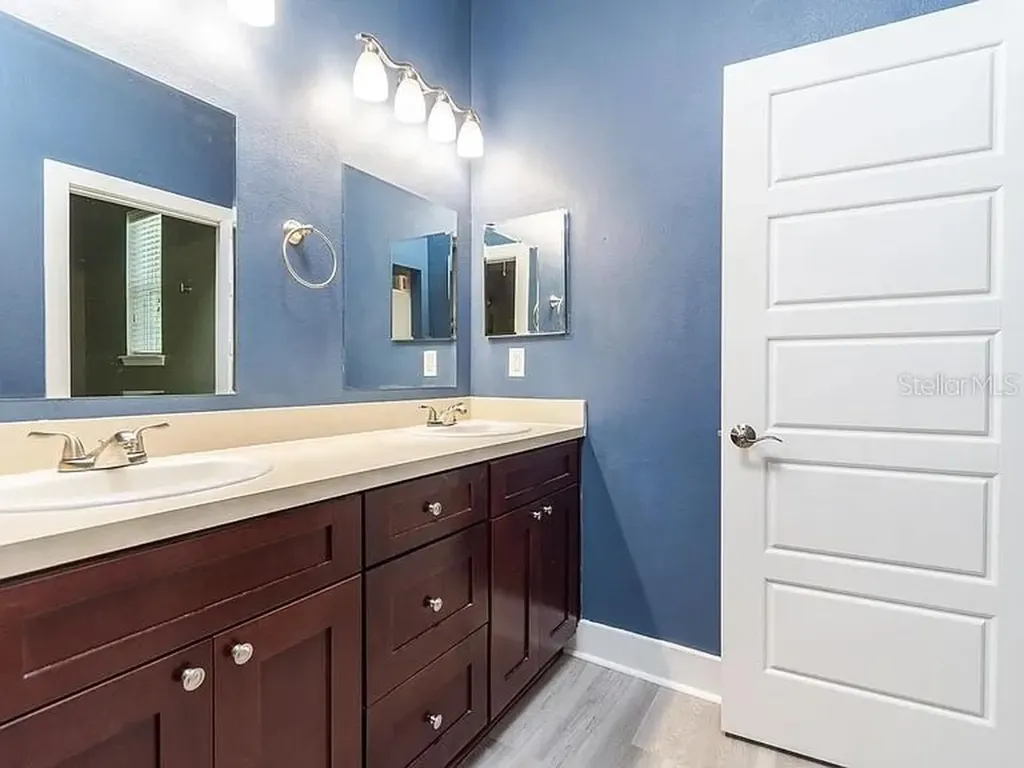 321 NW 7th Terrace Gainesville FL 32601