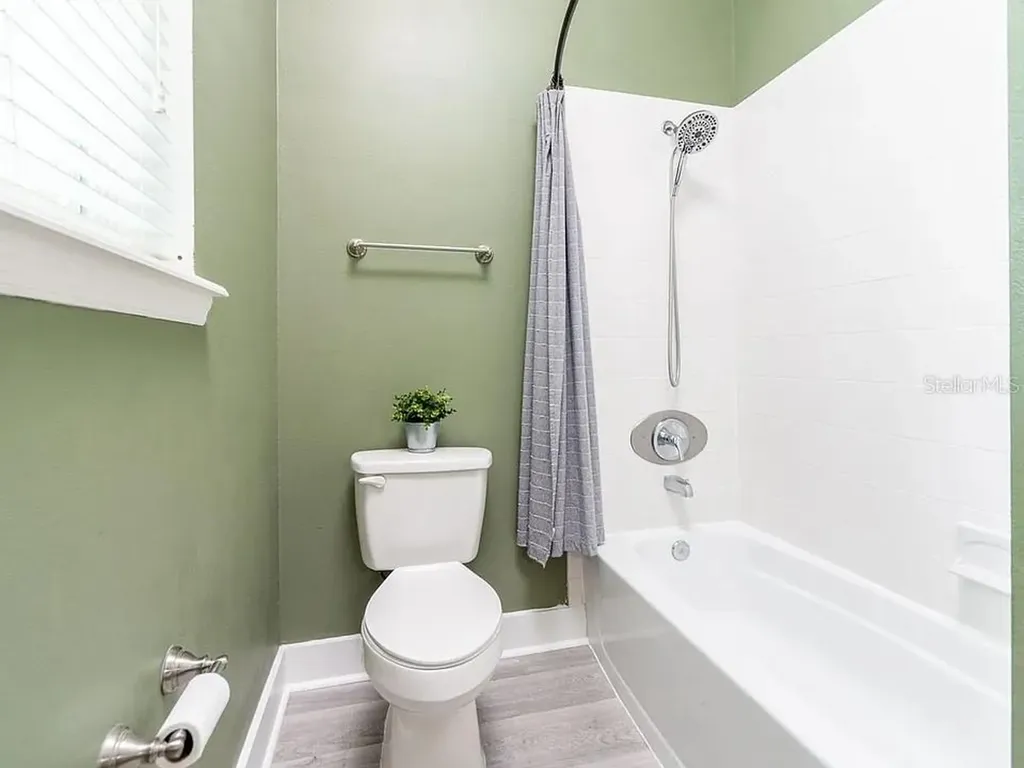 321 NW 7th Terrace Gainesville FL 32601
