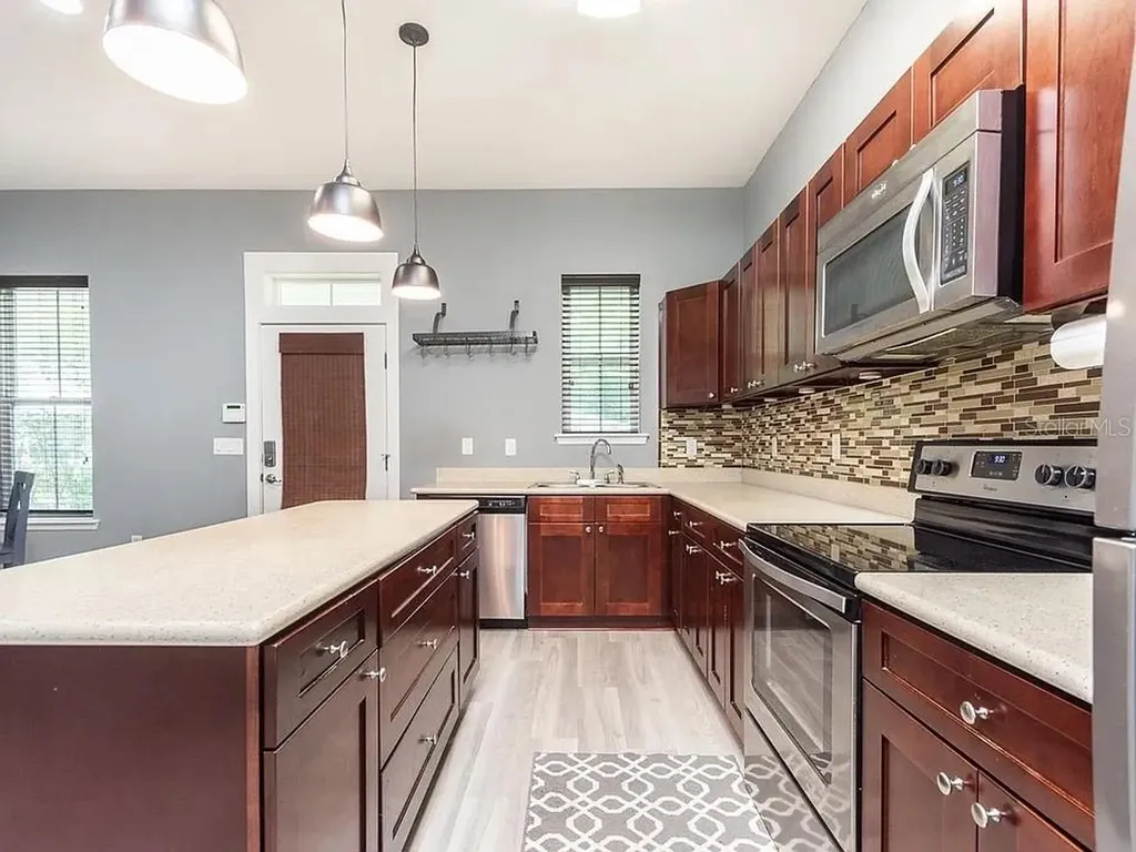 321 NW 7th Terrace Gainesville FL 32601