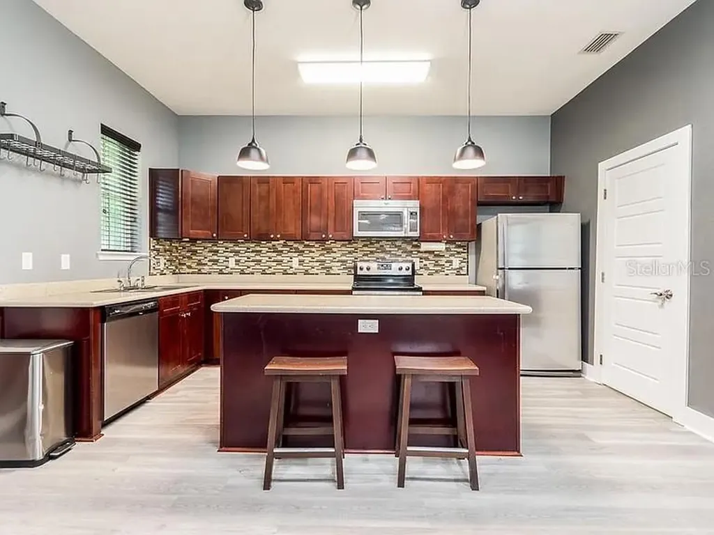 321 NW 7th Terrace Gainesville FL 32601