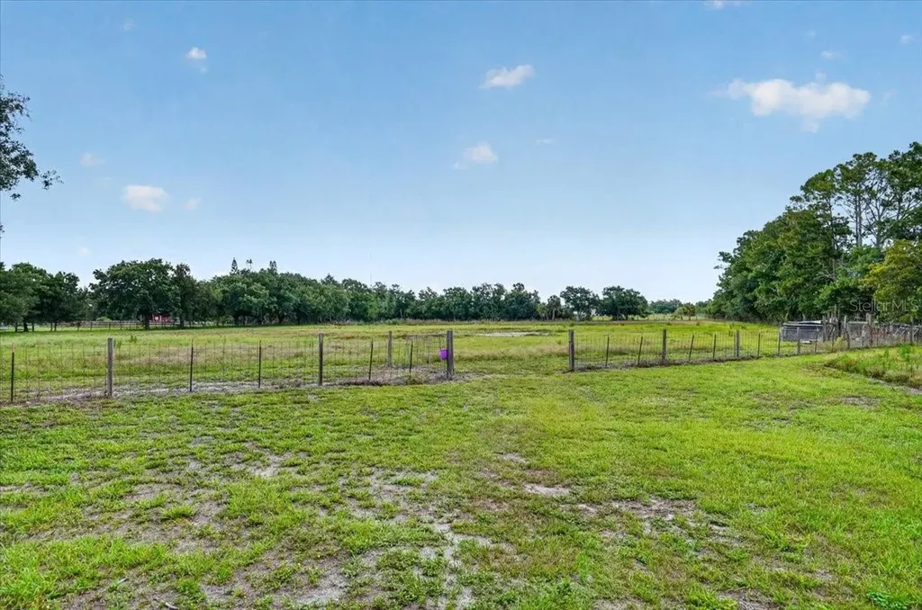 7505 274th Street E Myakka City FL 34251