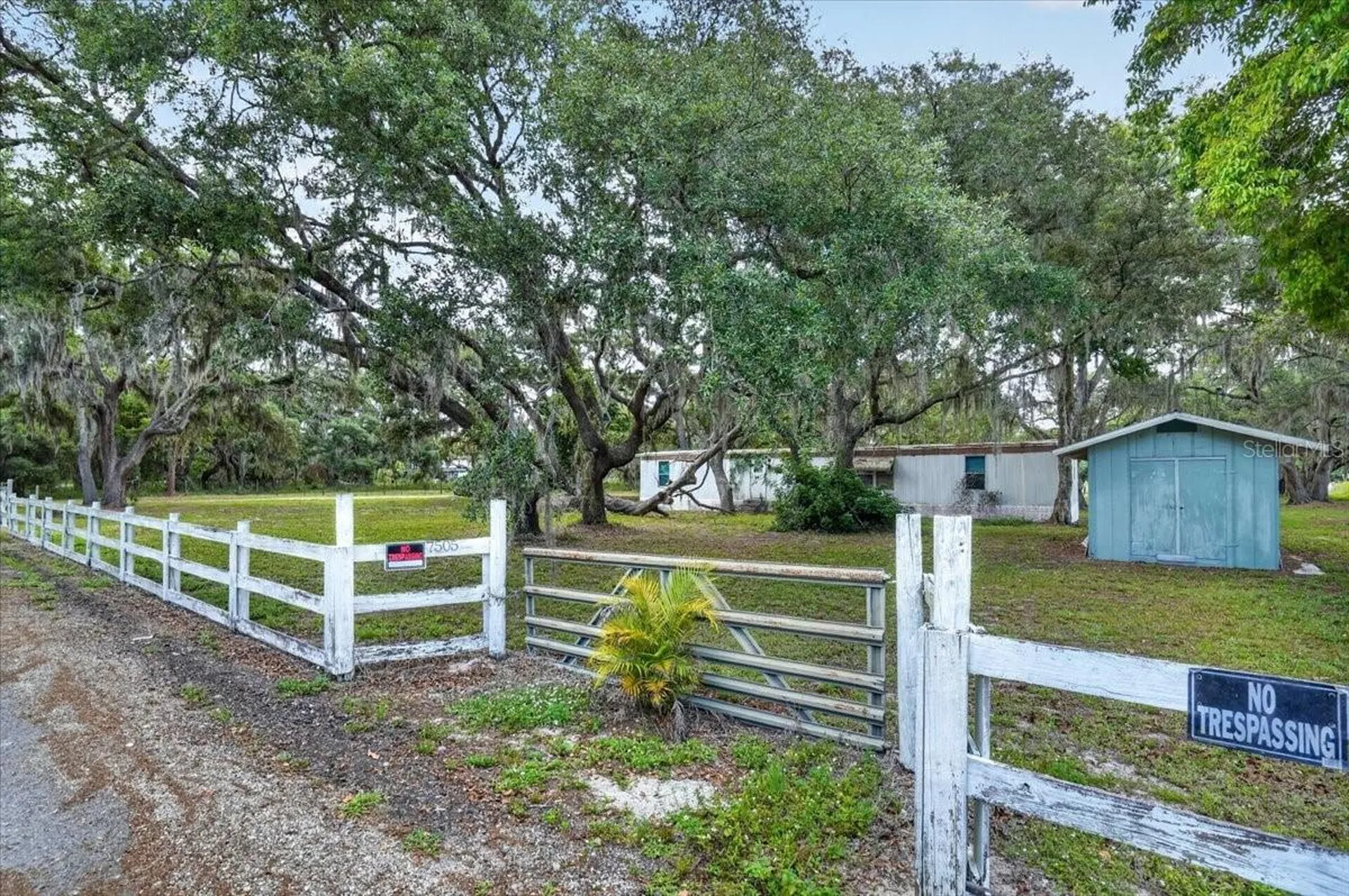 7505 274th Street E Myakka City FL 34251