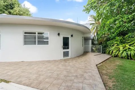19 Calle "e" Guaynabo PR 00971