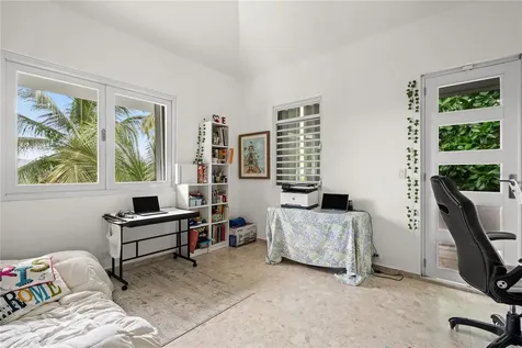 19 Calle "e" Guaynabo PR 00971
