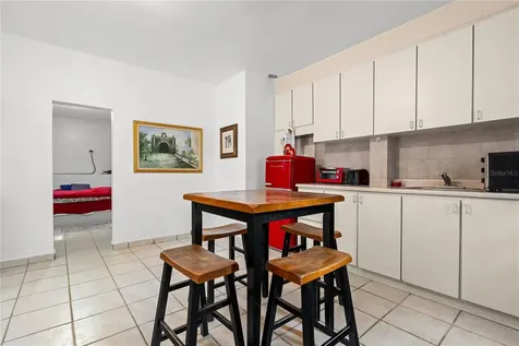 19 Calle "e" Guaynabo PR 00971