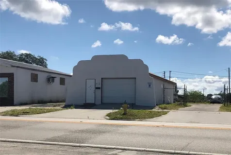 712 N Ridgewood Drive Sebring FL 33870