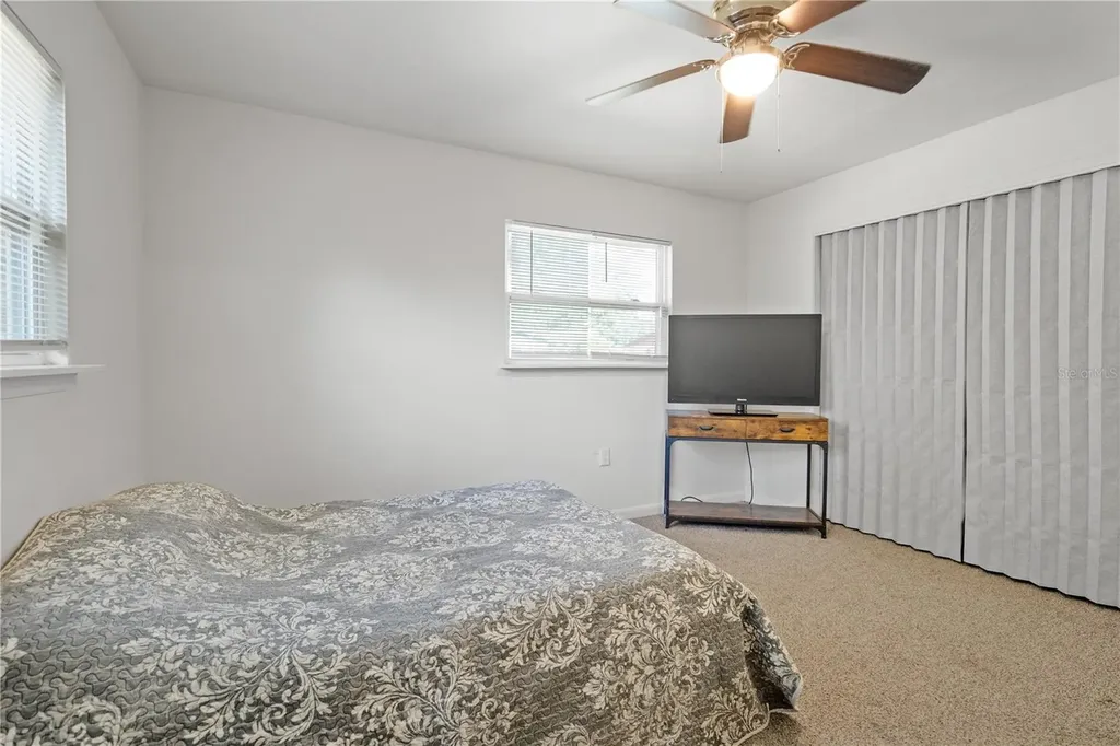 1009 SE 20th Street Gainesville FL 32641