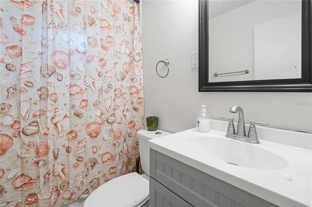 1009 SE 20th Street Gainesville FL 32641