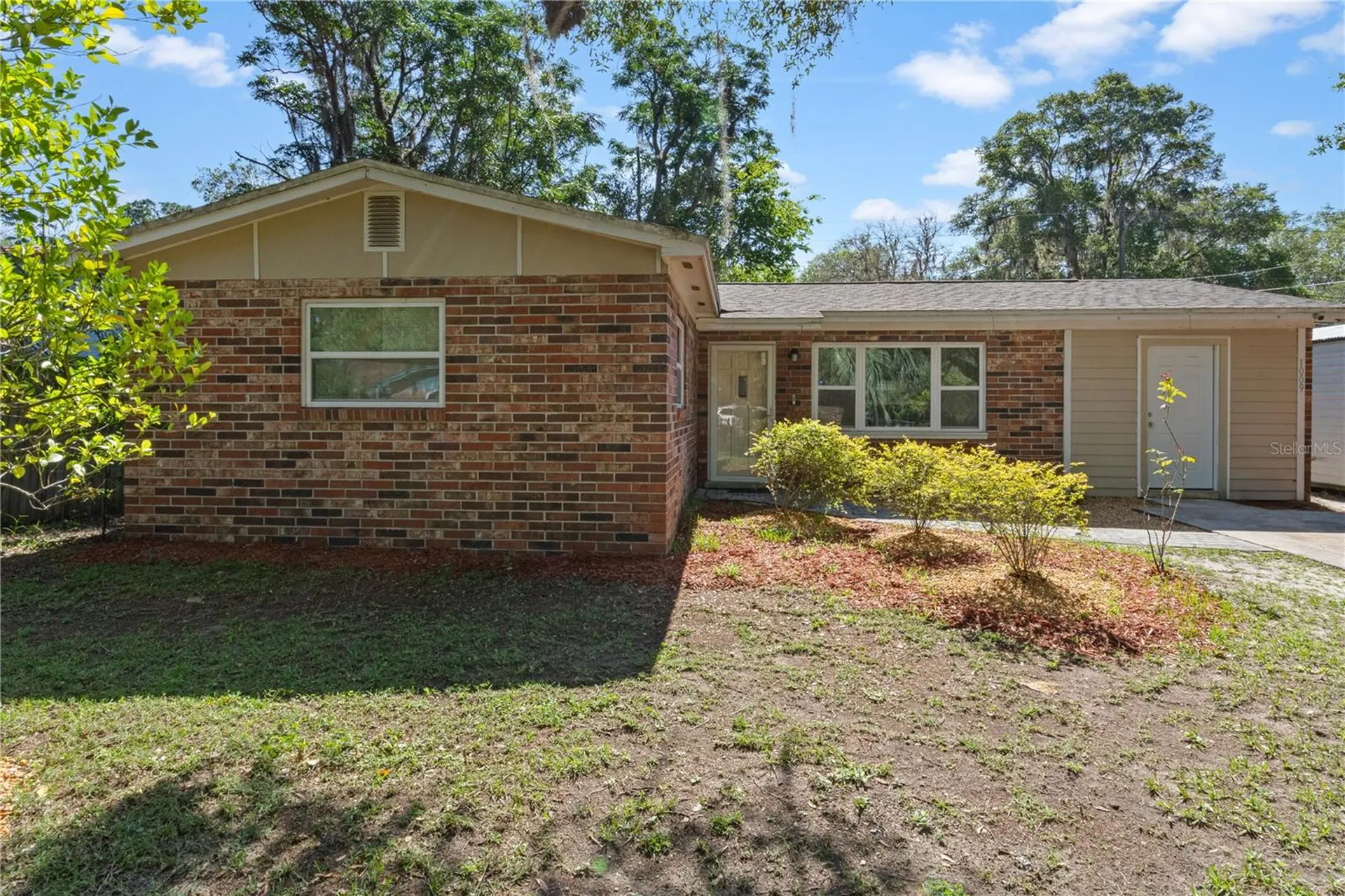 1009 SE 20th Street Gainesville FL 32641