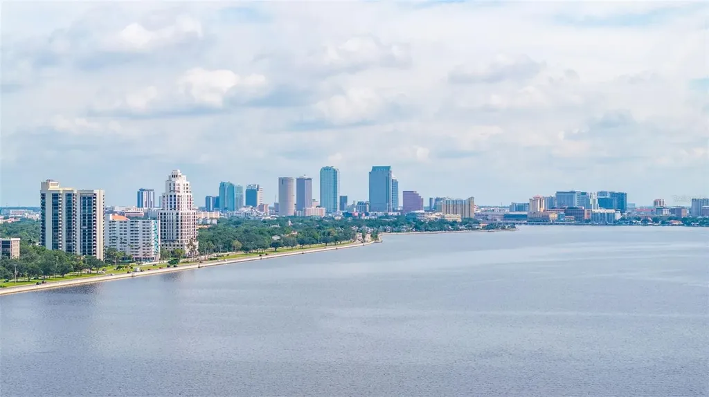 3301 Bayshore Boulevard Tampa FL 33629