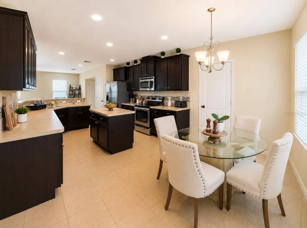 519 Kestrel Drive Groveland FL 34736