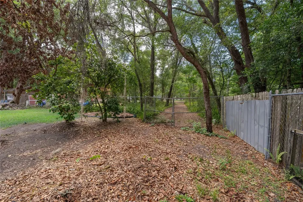 5948 Lakeville Road Orlando FL 32818