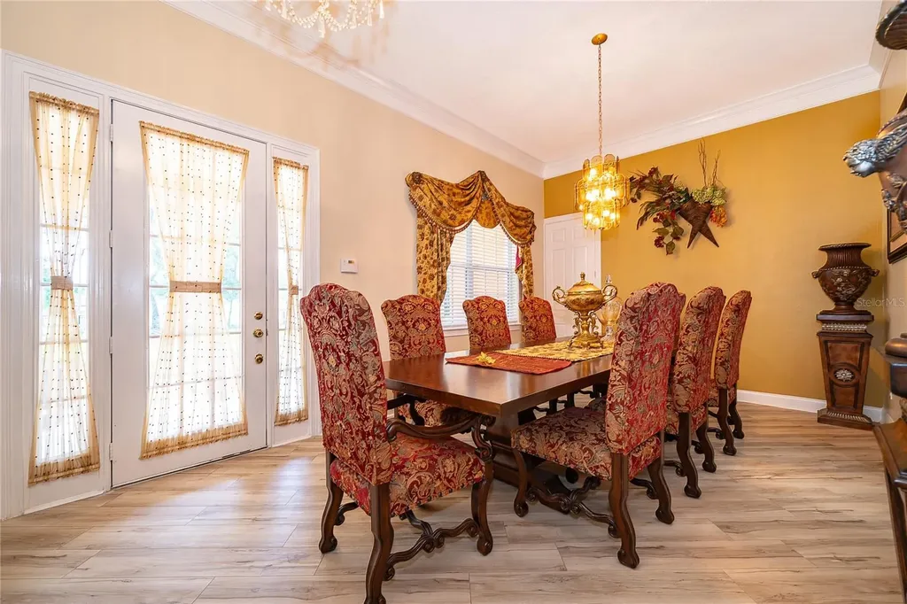 5948 Lakeville Road Orlando FL 32818