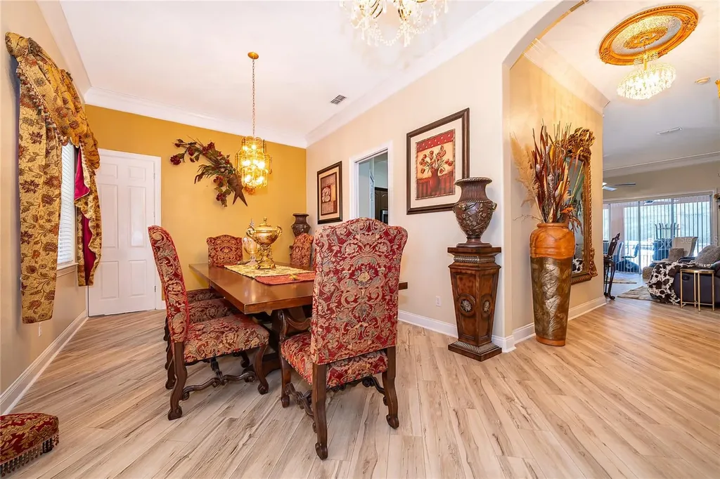 5948 Lakeville Road Orlando FL 32818