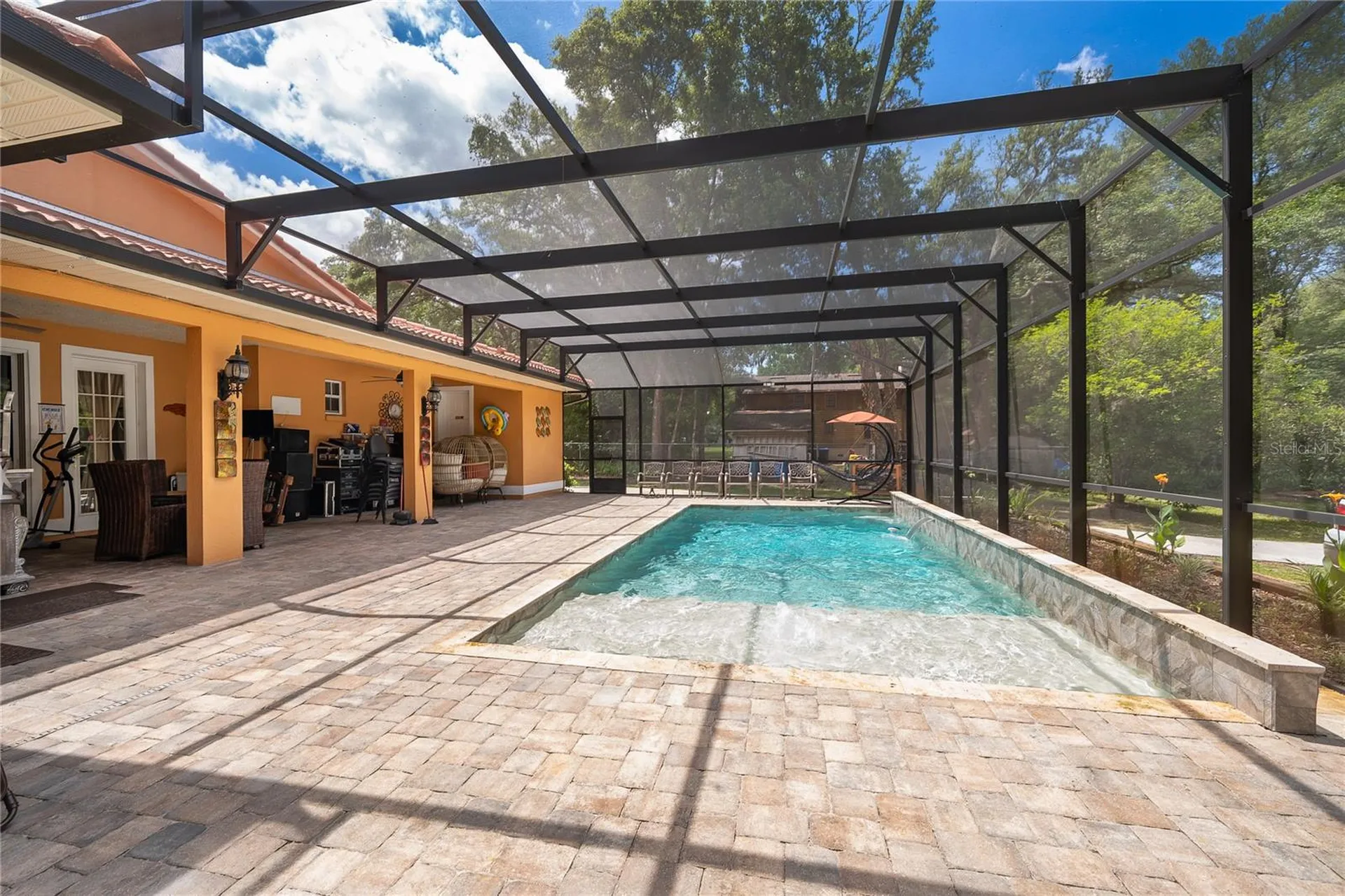 5948 Lakeville Road Orlando FL 32818