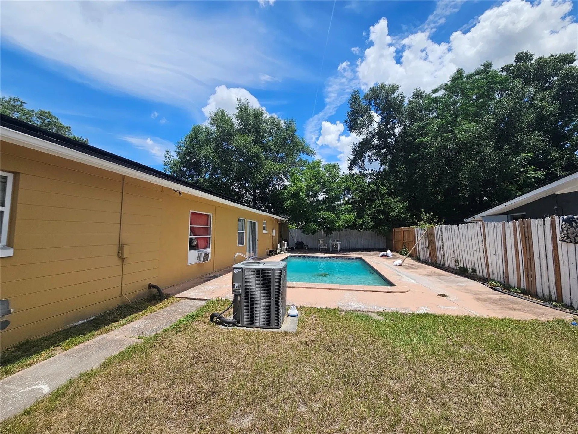 1301 N Power Orlando FL 32818