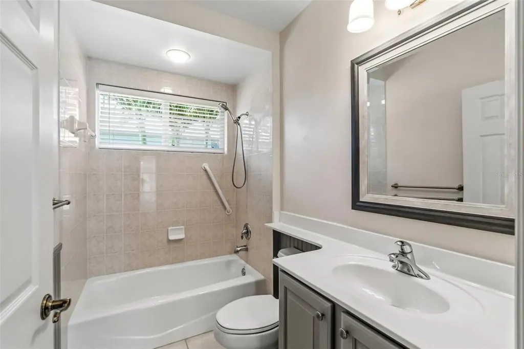 6263 Aventura Drive Sarasota FL 34241