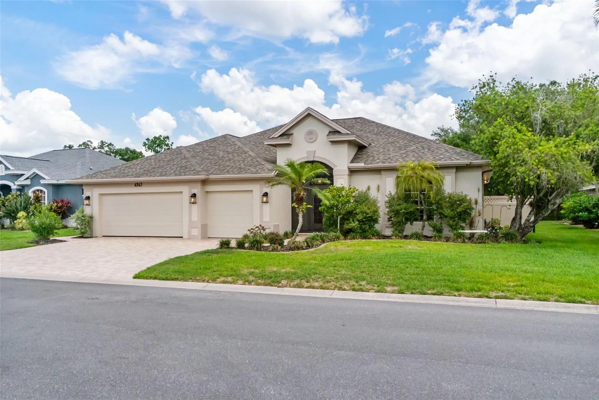 6263 Aventura Drive Sarasota FL 34241