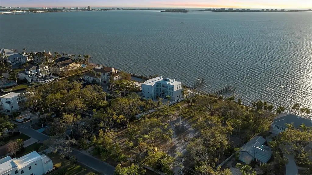 2046 Alameda Avenue Sarasota FL 34234