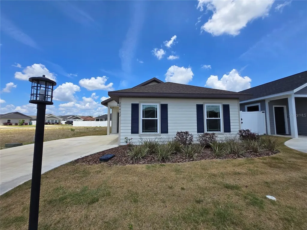 24422 SW 18th Lane Newberry FL 32669