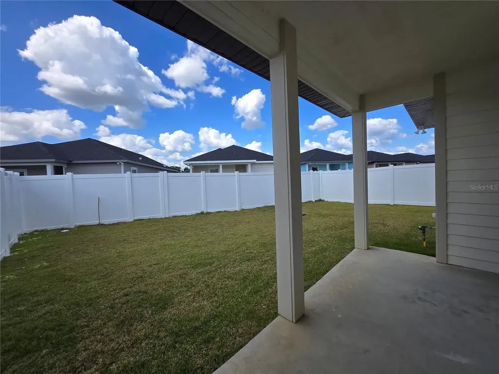 24422 SW 18th Lane Newberry FL 32669