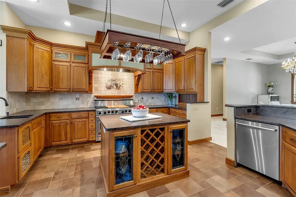 612 Laurel Road W Nokomis FL 34275