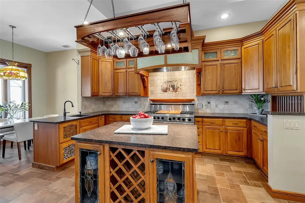 612 Laurel Road W Nokomis FL 34275