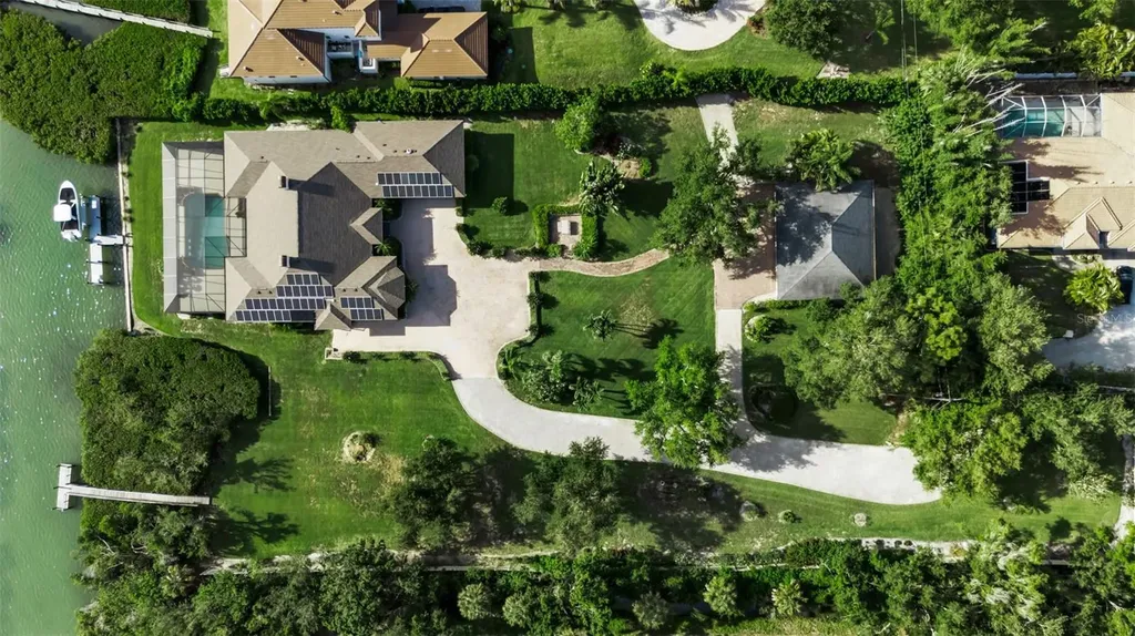 612 Laurel Road W Nokomis FL 34275