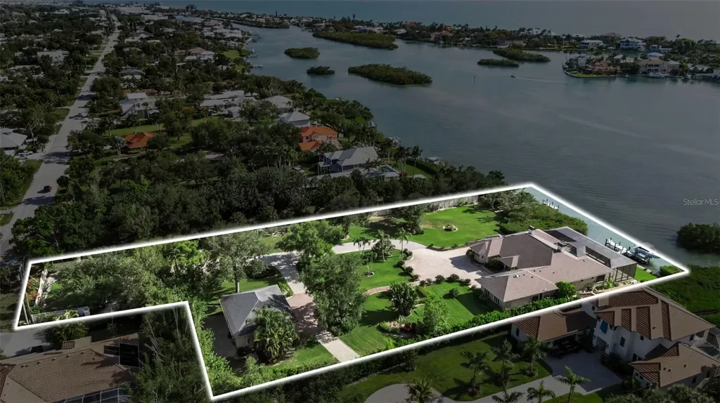 612 Laurel Road W Nokomis FL 34275