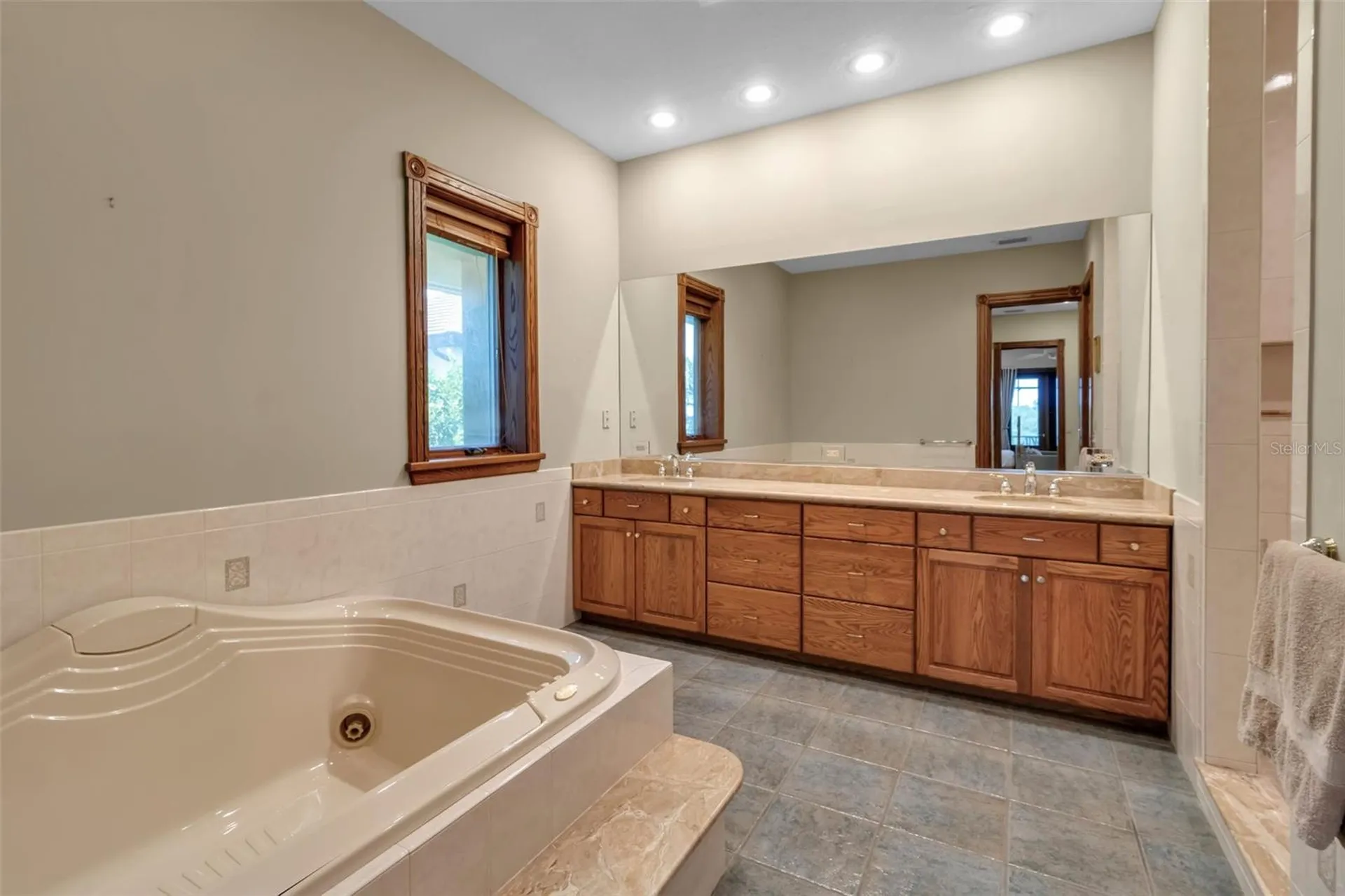 612 Laurel Road W Nokomis FL 34275