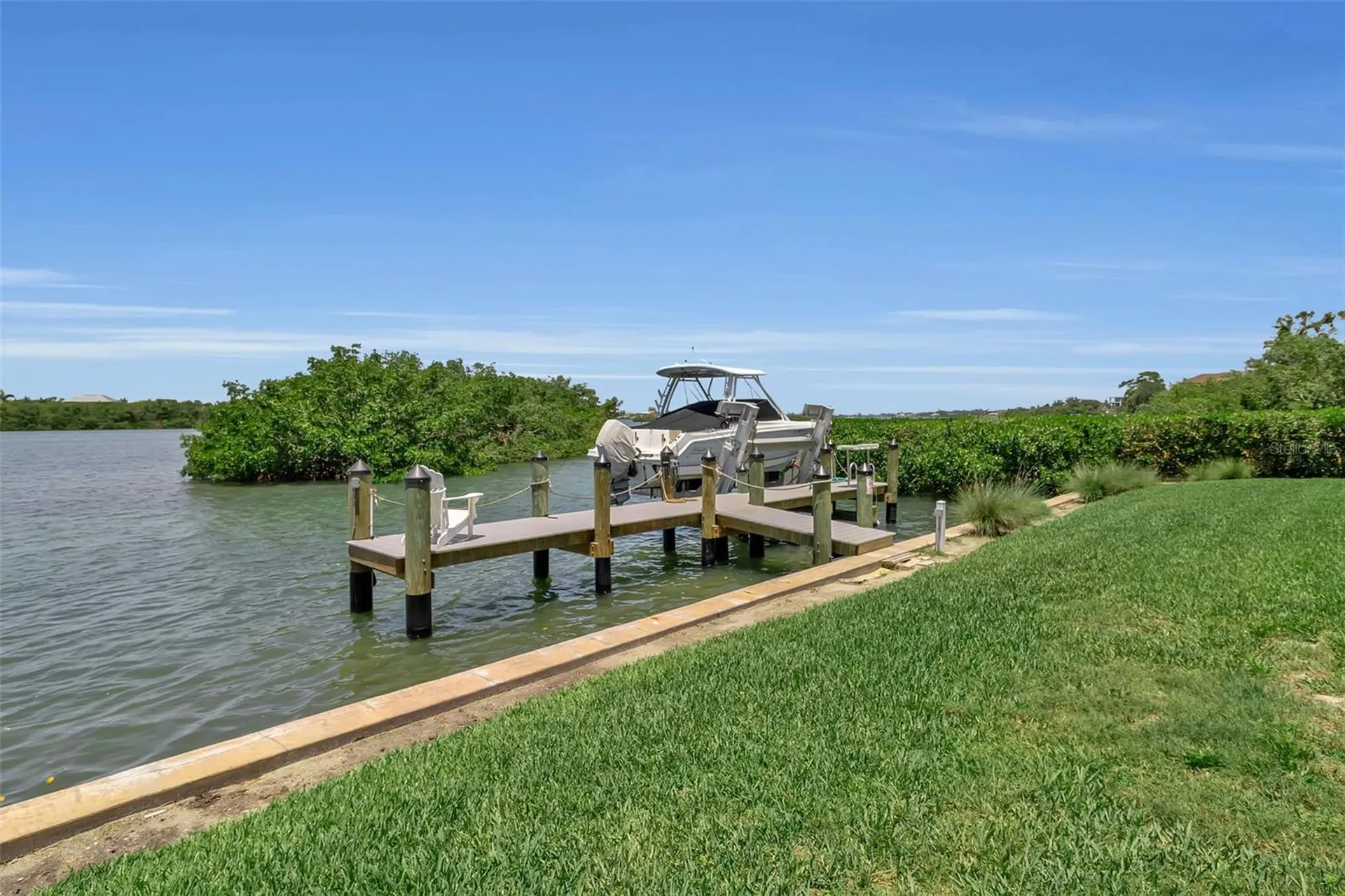 612 Laurel Road W Nokomis FL 34275