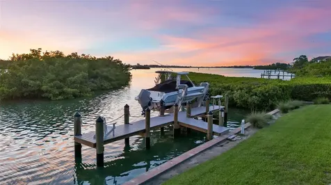612 Laurel Road W Nokomis FL 34275