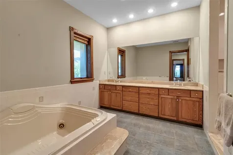 612 Laurel Road W Nokomis FL 34275