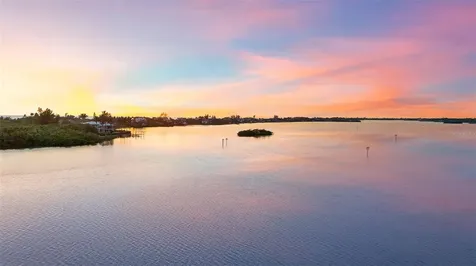 612 Laurel Road W Nokomis FL 34275