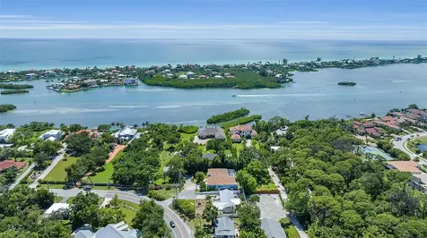 612 Laurel Road W Nokomis FL 34275