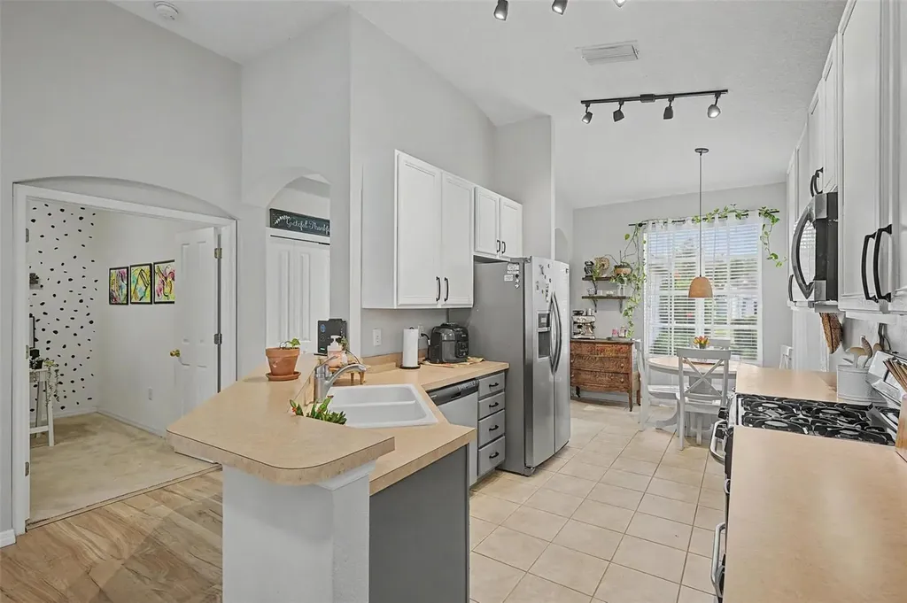 19309 Weymouth Drive Land O Lakes FL 34638